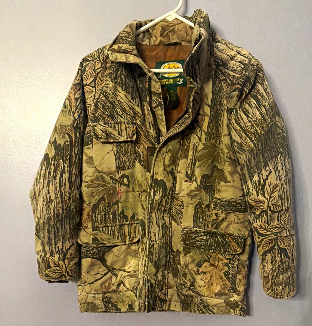Cabela's Premier Northern Goose Down Camo Insulated Hunting Jacket Men L NO HAT